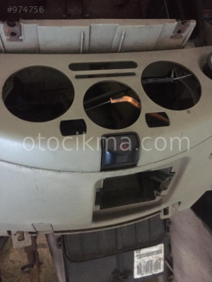 Nissan Micra 4'lü Düğmesi hatasız orjinal çıkma