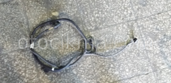 Peugeot 301  parksensör  tesisatı  arka