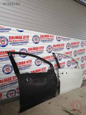 TOYOTA YARIS 2015-2019 SAG ÖN KAPI-DÜZCE ÇIKMA