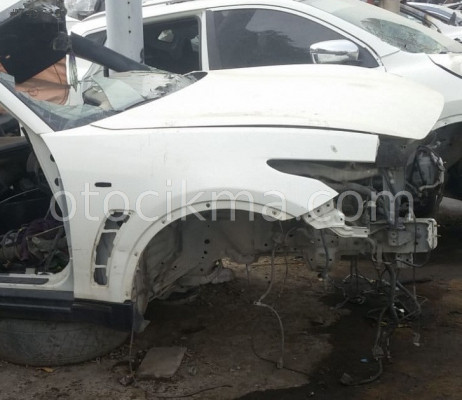 INFINITI FX35 ÇIKMA SAĞ ÖN ÇAMURLUK.