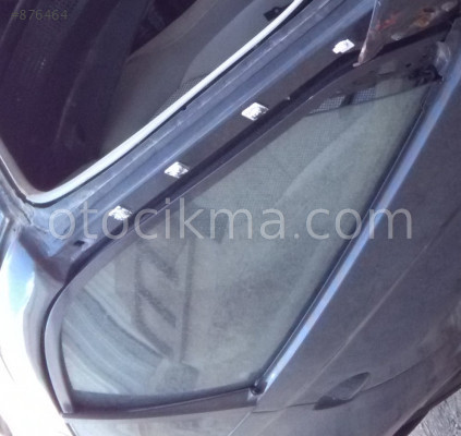 2010 HONDA CR-Z HATASIZ SAĞ KAPI CAMI.