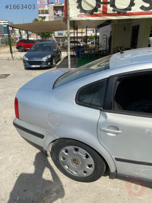 volkswagen passat B5 sağ arka çamurluk kesme