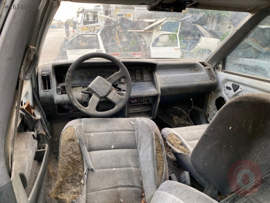 RENAULT 21 KİLOMETRE SAATİ ORJİNAL ÇIKMA TEMİZ