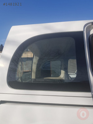 Renault Kango Sağ Arka Kelebek Cam Hatasız Orjinal Çıkma