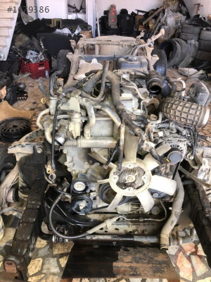 Nissan Navara Şarj Dinamosu Hatasız Orjinal Çıkma