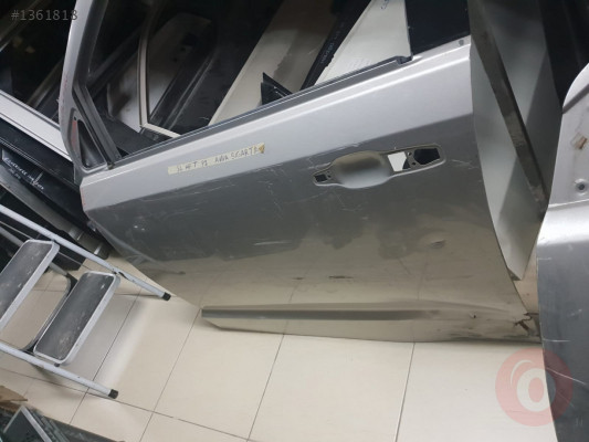 Fiat Freemont sol ön kapı