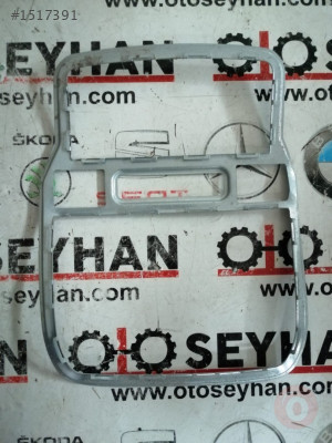 Seat toledo 2012-19 göğüs orta teyp panel çıtası