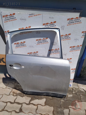 Citroen C4 sağ arka kapı 2004-2011