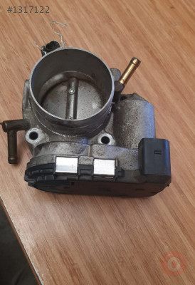 volkswagen jetta 2.0 azh çıkma motor gaz kelebeği