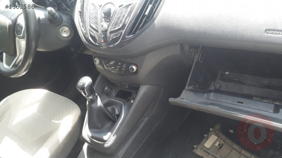FORD  COURİER   TİTANİUM KLİMA KONTROL PANELİ