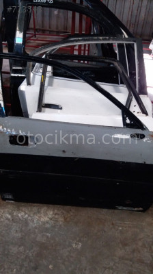 çıkma mitsubishi carisma sağ ön kapı