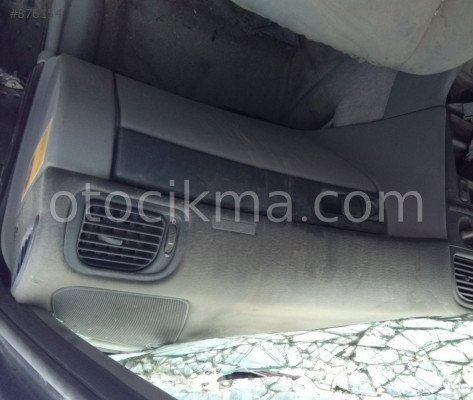 1996 VOLVO S40 HATASIZ DOLU TORPİDO.