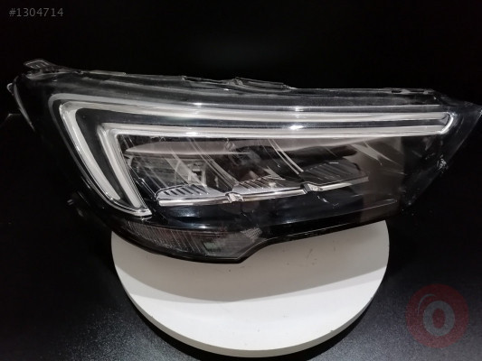 OPEL GRANDLAND X SAĞ FAR