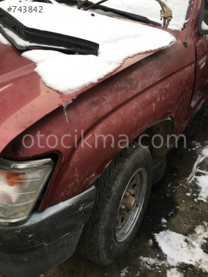 1999 TOYOTA HİLUX LN145  ÇIKMA ÇAMURLUK