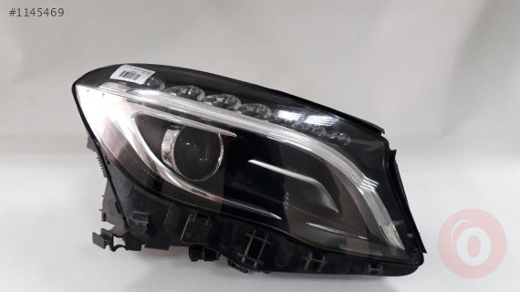 MERCEDES A156 KASA SAĞ FAR