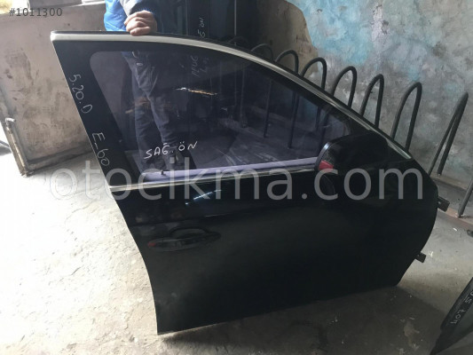 BMW E60 5.20 D SAĞ ÖN KAPI ÇIKMA PARÇA