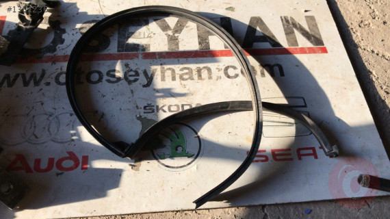 bmw 5 serisi e 60 arka kapı iç cam çerçeve lastiği