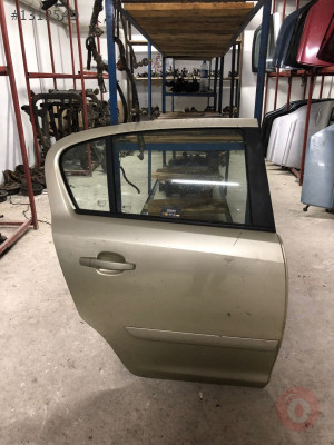 OPEL CORSA D SAĞ ARKA KAPI BEJ ÇIKMA ORJİNAL