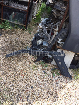 SEAT TOLEDO SAG YAN DUVAR SACI SEFALILAR OTO CIKMA