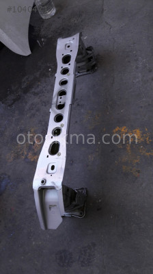 Ford focus ön tampon demiri orjinal çıkma ünlü oto