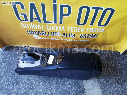 Mercedes E-W211 Orta konsol hatasız orjinal çıkma