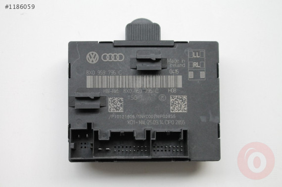 AUDİ Q3 12-18 SAĞ ARKA KAPI BEYNİ 8X0959795C