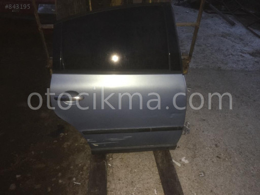 VOLKSWAGEN PASSAT SAĞ ARKA KAPI