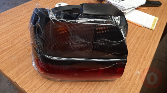 renault r19 sedan sıfır sol stop lambası