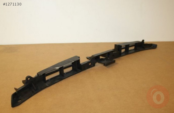 AUDİ A3 2004-2008 ÖN TAMPON UST TASIYICI 8P4807501B