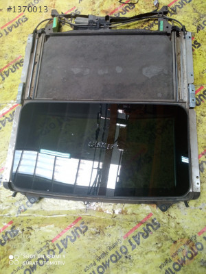 CHRYSLER 300C SUNROOF