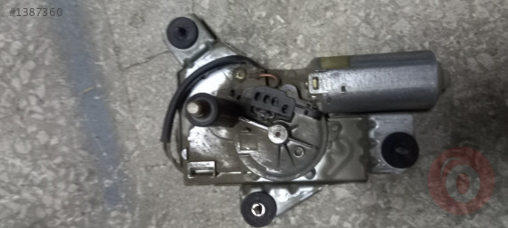 Mitsubishi Carisma arka silecek motoru