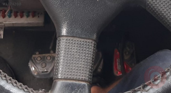 peugeot 205 1.4 benzinli çıkma pedallar