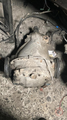 MERCEDES W124 300 TURBO DİZEL ABSLİ ASDLİ DEFRANSİYEL 2.65
