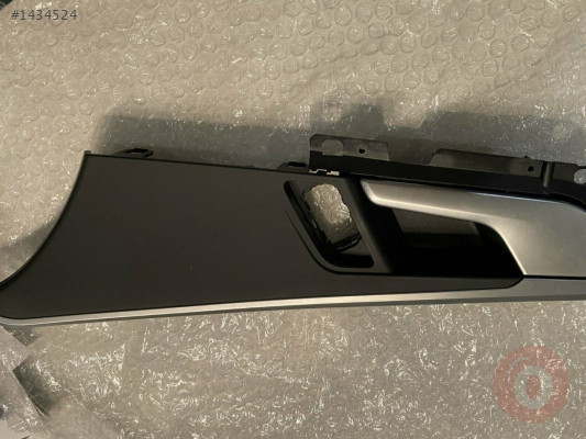 AUDİ A4 16-19 DÖŞEME BAKALİTİ SOL ÖN 8W0959521A 6PS