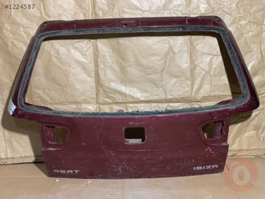 SEAT IBIZA 99-01 BAGAJ KAPAĞI BOŞ 6K6827025D