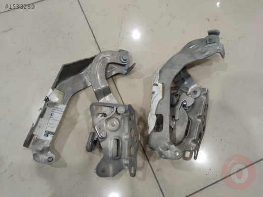 Mercedes C W205 Sağ Sol Kaput Menteşe A2058800928 2058800828