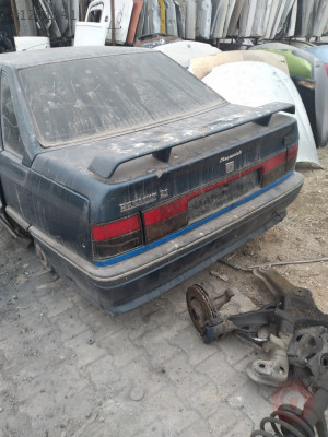 Renault 21 manager çıkma bagaj kapağı