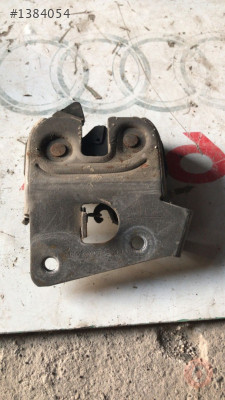 52207112863 7112863 bmw 5 serisi e60 arka koltuk kilidi sol