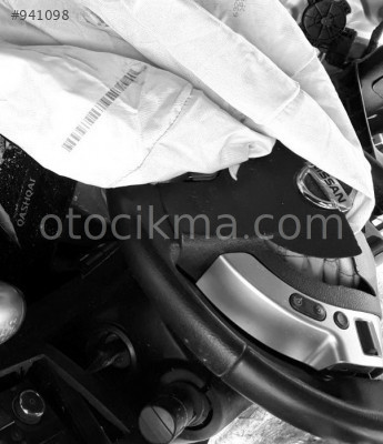 KOMPLE ORİJİNAL 2011 NİSSAN QASHQAİ AİRBAG KAPAĞI.