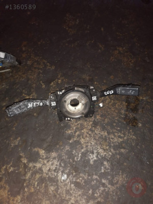 VOLKSWAGEN JETTA SİNYAL KOLU ÇIKMA PARÇA