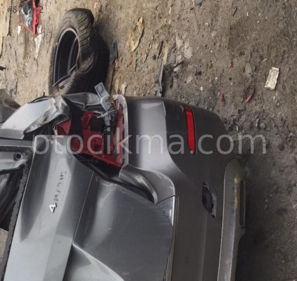 2014 MERCEDES 220 GLK HATASIZ SAĞ ARKA SİNYAL LAMBASI.