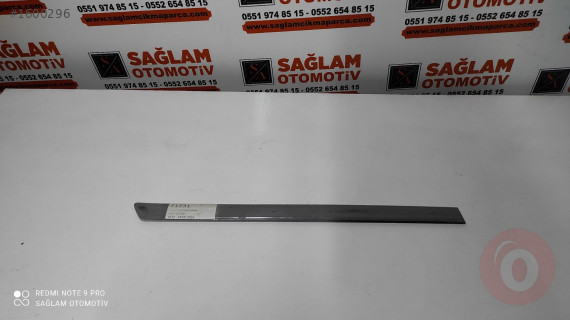 AUDİ A3 ÇIKMA  SAĞ ARKA KAPI ÇİTASI OEM; 8P4853964