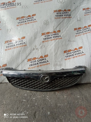 Mazda 626 Ön Tampon Panjuru 1998-2002