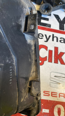 volkswagen bora sağ ön far