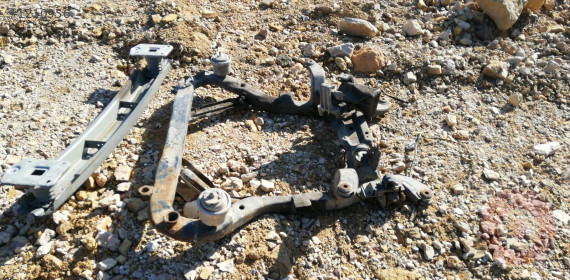 opel vectra b çıkma motor alt beşik.