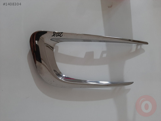 PEUGEOT 2008 SAĞ ÖN TAMPON SİS ÇERÇEVE KROMU ORJİNAL ÇIKMA