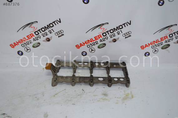 2001 2007 MERCEDES C SERİSİ W203 SİLİNDİR KAPAĞI A2710510902