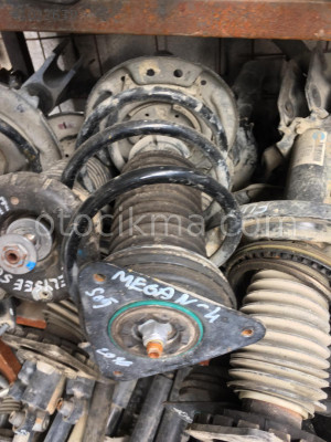 RENAULT MEGANE 4 ÖN AMORTİSÖR ÇIKMA PARÇA