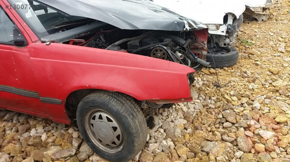 OPEL KADETT SAĞ ÖN ÇAMURLUK.OTO ERKAN ÜNYE