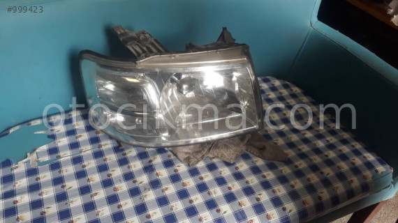 ford ranger orjinal hatasız sağ far çıkma